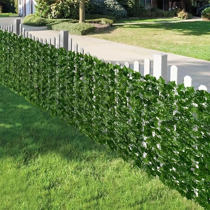 Ivy Leaf Grid Privacy Screen