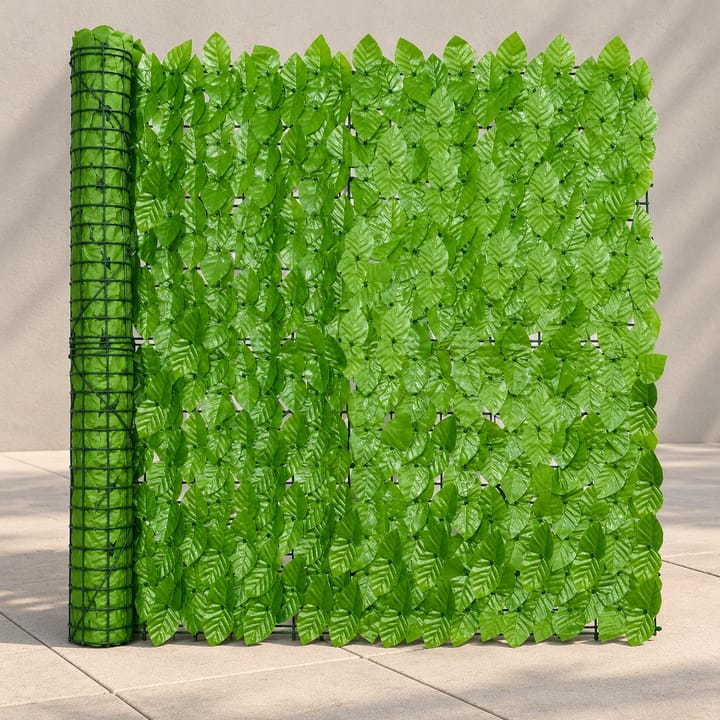 Ivy Leaf Grid Privacy Screen in Light green ivy