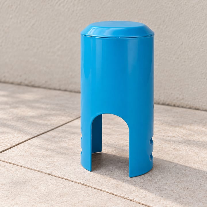 Locking Outdoor Faucet Cover in Blue